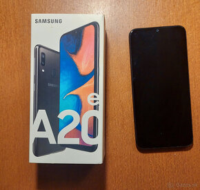 Samsung Galaxy A20e - 4