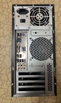 Predám kancelárski pc z amd Phenom x3 8450 4 gb ram 250 gb h - 4