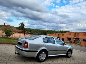 Škoda Octavia 1.9 TDI Elegance Max - 4