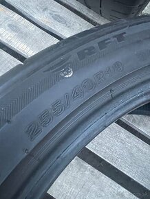 Bridgestone 255/40 R18 2x=50€ - 4