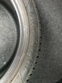 GoodYear UltraGrip Performance+ 215 45 R16 STAV NOVÝCH - 4