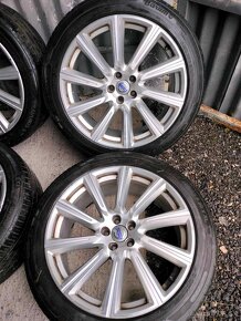 4ks alu disky orig. Volvo 5x108 R20 pneu letne - 4