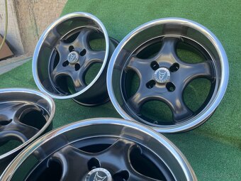 R16 4x98  Black 5spoke 2x 7.5 ET24 2x 9J ET16 - 4