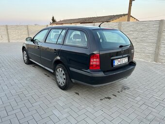 Škoda Octavia Combi 1.9 TDI SLX - 4