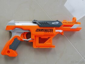 Predám NERF Accustrike FalconFire - 4