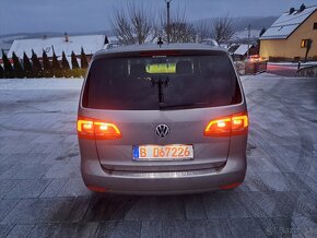 Volkswagen Touran 2.0tdi DSG 2013 - 4