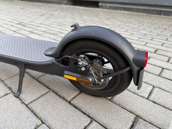 Elektrická kolobežka Xiaomi Mi Electric Scooter 1S - 4