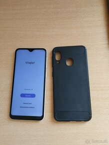 Samsung Galaxy A20e - 4