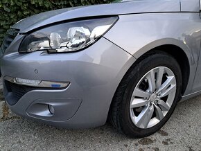 Peugeot 308 SW PANORAMA ŤAŽNÉ - 4