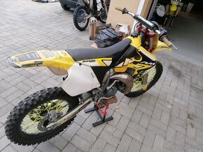 Suzuki RM 124 - 4