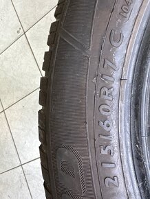 Predám zmeň 2ks 215/60 R17 C DUNLOP - 4