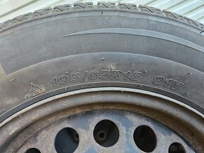 Celoročné kolesá 195/65 R15 zánovné 5x112 VW Golf 5 - 4