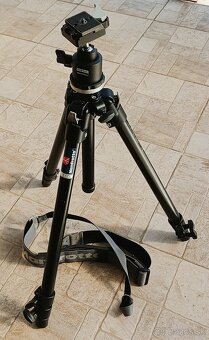 Manfrotto 190B Pro Tripod + guľová hlava + popruh / 100€ - 4