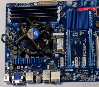 Gigabyte GA-Z77-D3H+ i7-3770K+ 16GB RAM + SSD 128GB - 4