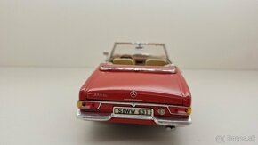 1:18 MERCEDES-BENZ 280 SL - 4