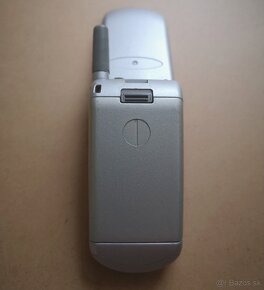 MOTOROLA V50 (svetlošedá/strieborná) - 4