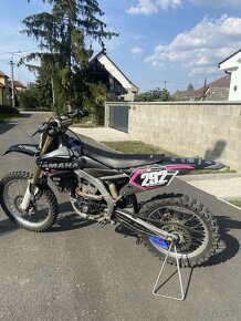 Yamaha yzf 250 - 4