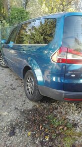 FORD GALAXY Ghia BENZIN 7-miestny 180.000 km - 4