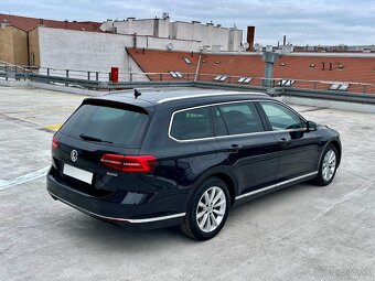 Volkswagen Passat Variant 2.0 TDI Highline 4MOTION,DSG,DPH - 4