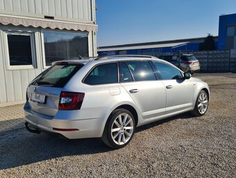 ŠKODA OCTAVIA COMBI 2.0 TDI STYLE DSG - 4