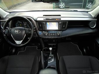 Toyota RAV4 2.5 Hybrid AWD e-four, automat,kamera,navigácia - 4