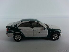 HONGWELL - BMW E46 SERIE 3-1:72 - POZRI DETAILNÉ FOTO - 4