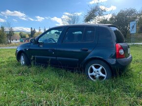 Predám Renault Clio 2004:55 KW -1.2-16V-benzín - 4