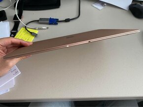 MacBook Air Late 2018 - 4