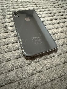 iPhone x 64 - 4