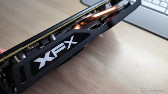 XFX RS Radeon RX 570 8GB DDR5 TripleX Edition - 4