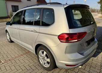 Volkswagen Touran 2,0 TDI DSG nafta automat 110 kw - 4