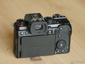 Panasonic Lumix S5 - 4