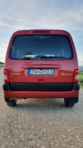 Citroen Berlingo 1.4i benzín 2007 - 4