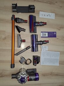 Dyson v8 Absolute - 4