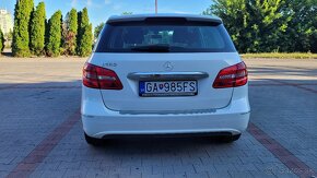 Mercedes Benz B180 - 4