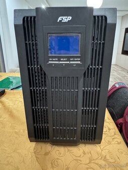 nahradny zalozny zdroj 3000VA 2700W - 4