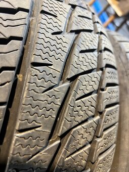 Pneumatiky 205/50 r17 zimne 4ks jazdene super stav - 4