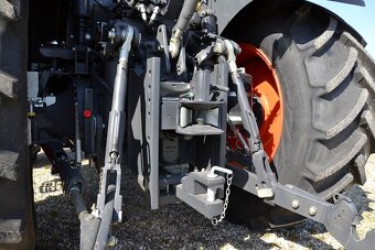 Traktor Kubota M6142 - 4