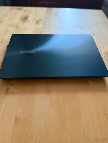 Asus Zenbook Pro Duo UX481F - 4