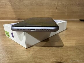 iPhone 11 64 GB, fialový - 4