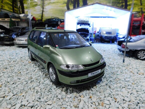 model auta Renault Espace 3 Otto mobile 1:18 - 4