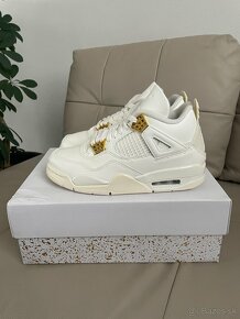 Nike Air Jordan 4 Metallic Gold (W) - 4