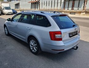 Škoda Octavia Combi 2.O TDI Style DSG - 4