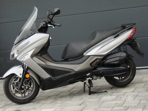 KYMCO X TOWN 125 2018 - 4