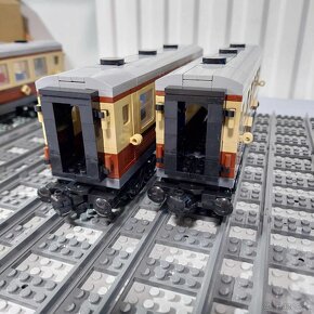 Vagóny ku LEGO Creator Emerald Night Train (10194) - 4