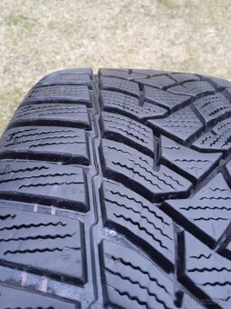 215/55 r17 zimné pneumatiky...7,5 mm - 4