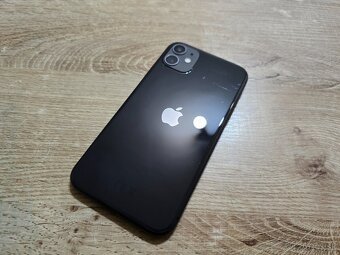 Iphone 11 64gb v super stave na displeji nieje ani jeden skr - 4