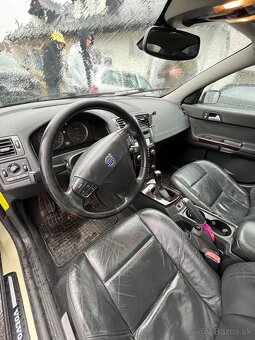 Volvo S40 - 4