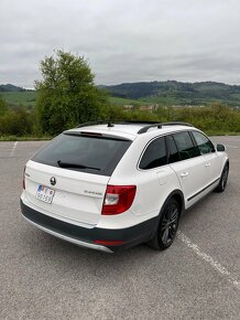 Škoda Superb Combi 1.6 TDI Dsg Outdoor - 4