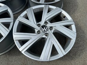 ORIGINAL VW GOLF VIII/ GOLF VII DISKY 5x112 R18 NEW MODEL - 4